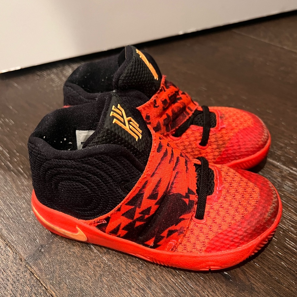 Nike Kyrie 2 Inferno